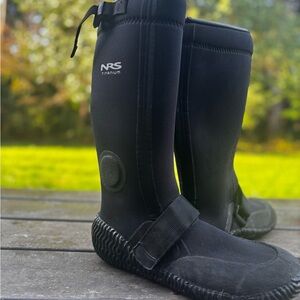 NRS Black Neoprene Boots